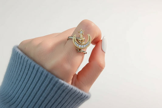 Bague Spinner Étoile & Lune Ajustable • Anti-stress • Aurora