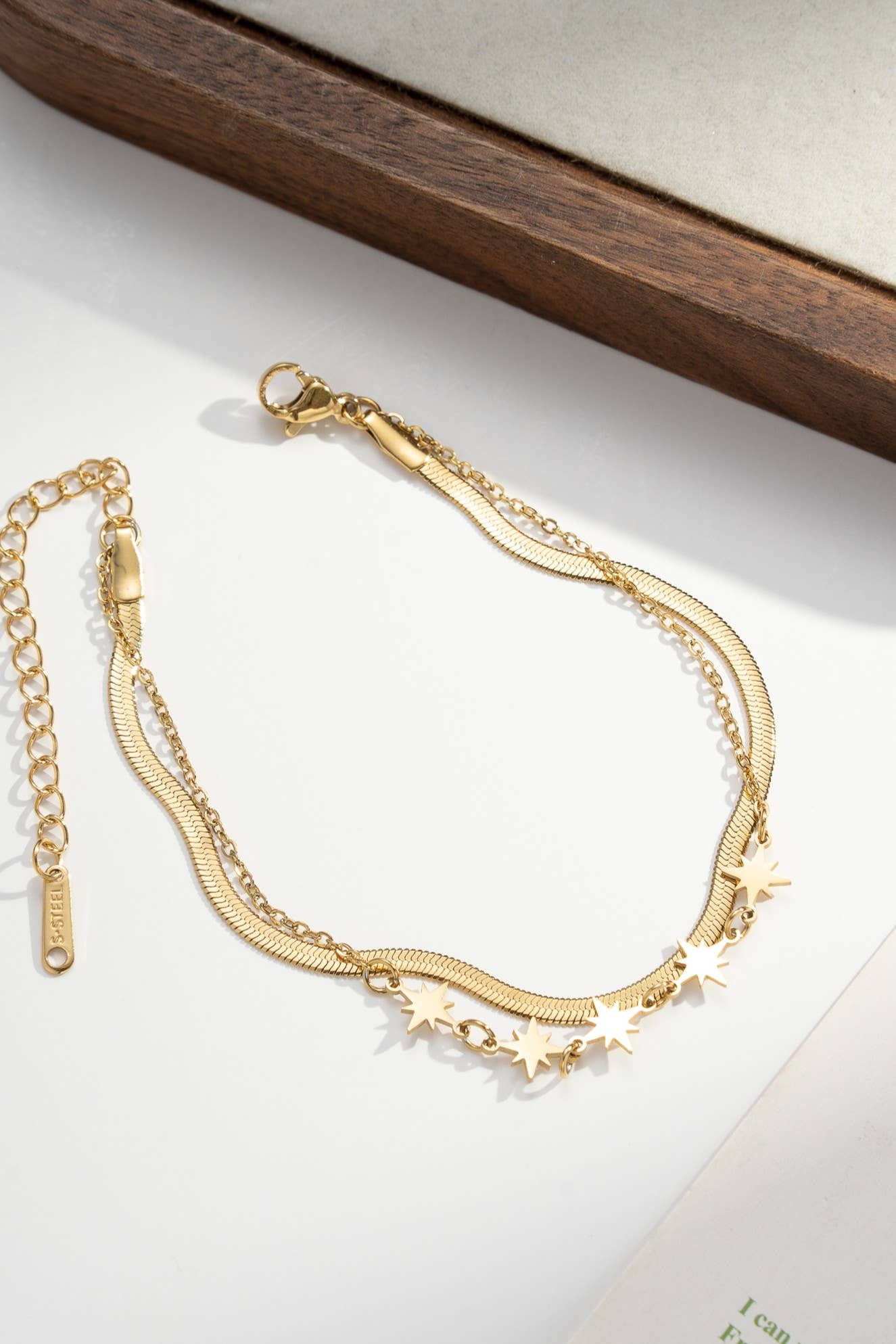 Bracelet Lune & Étoile Ajustable • Bijou Aurora